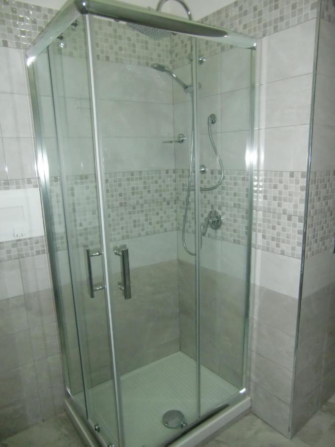 Guesthouse Aaron2 나폴리 외부 사진