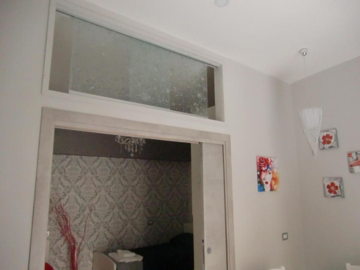 Guesthouse Aaron2 나폴리 외부 사진