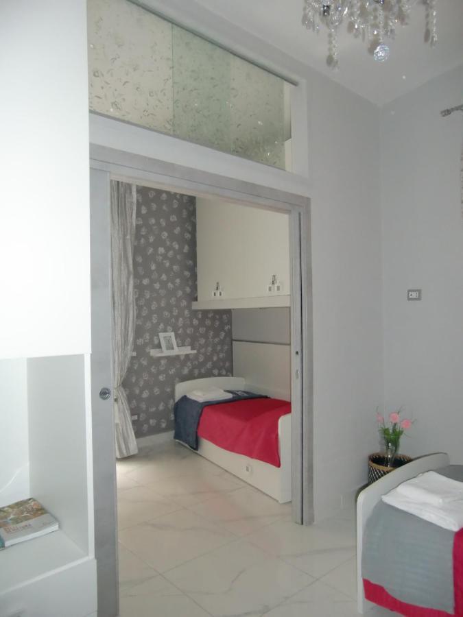 Guesthouse Aaron2 나폴리 외부 사진